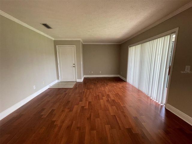 13686 ORANGE SUNSET DR 201, Tampa, FL 33618