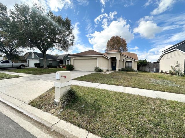1571 MARGARETE CRESCENT DRIVE, Apopka, FL 32703