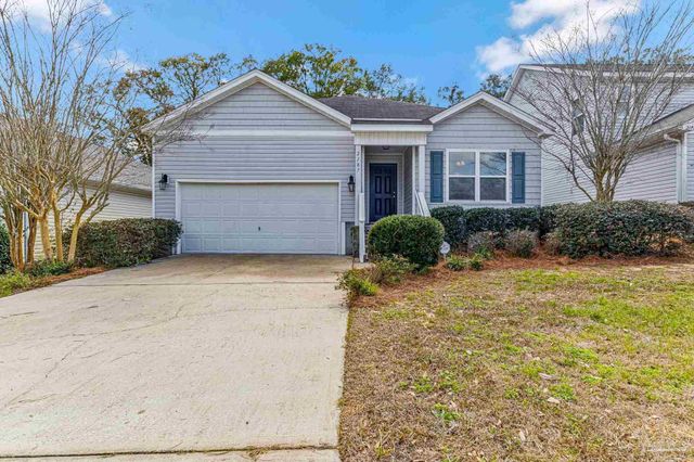 2187 Waltham St, Pensacola, FL 32505