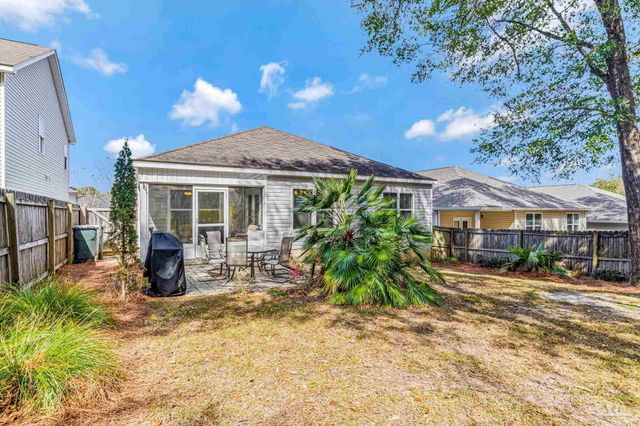 2187 Waltham St, Pensacola, FL 32505