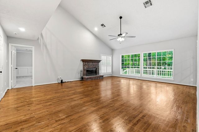2407 Carriage Ridge Lane, Conroe, TX 77384