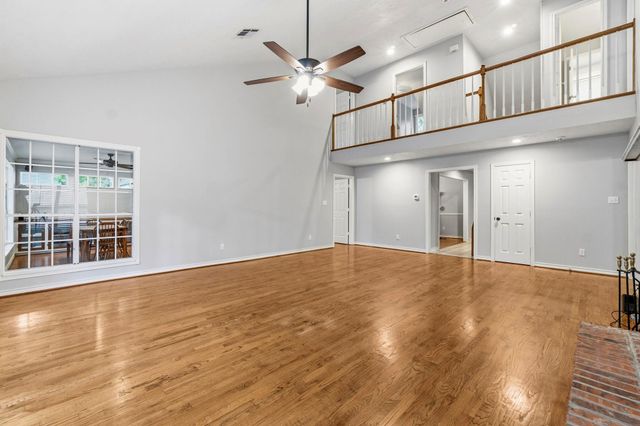 2407 Carriage Ridge Lane, Conroe, TX 77384