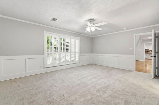 2407 Carriage Ridge Lane, Conroe, TX 77384