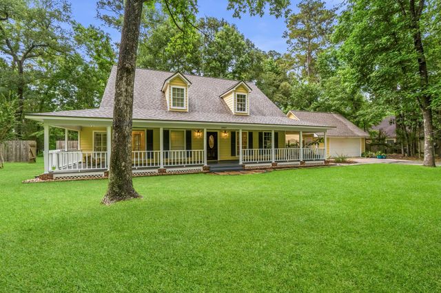 2407 Carriage Ridge Lane, Conroe, TX 77384