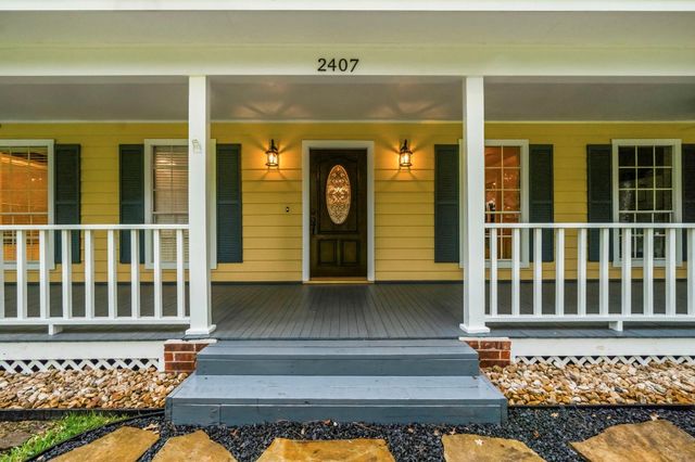 2407 Carriage Ridge Lane, Conroe, TX 77384