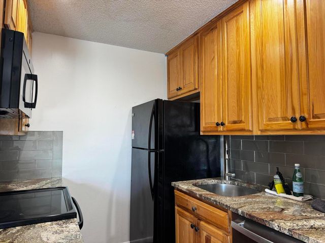 24 Crossings Circle H, Boynton Beach, FL 33435