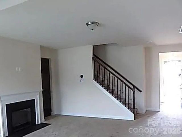 5633 Garrow Glen Road, Charlotte, NC 28278