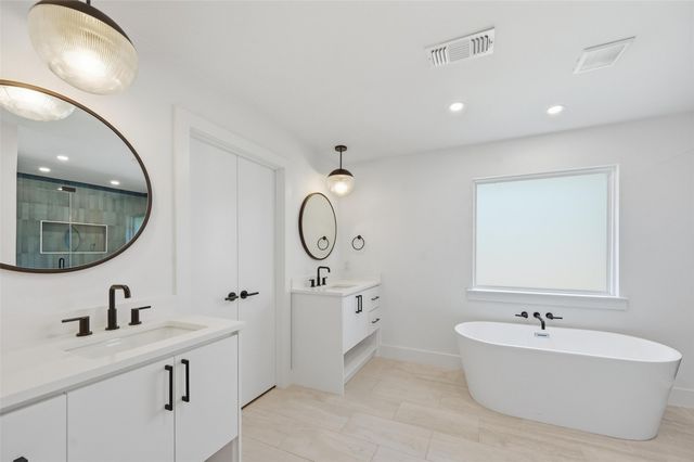 6417 Malcolm Drive, Dallas, TX 75214