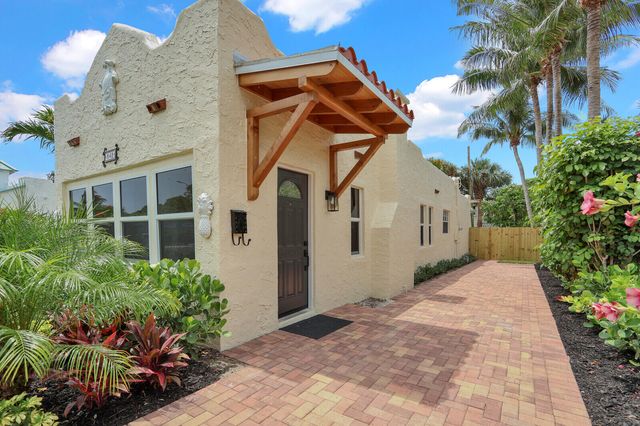 842 Selkirk Street, West Palm Beach, FL 33405
