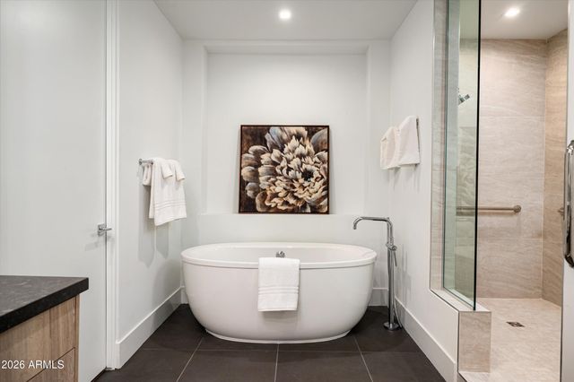 37200 N CAVE CREEK Road 1108, Scottsdale, AZ 85262