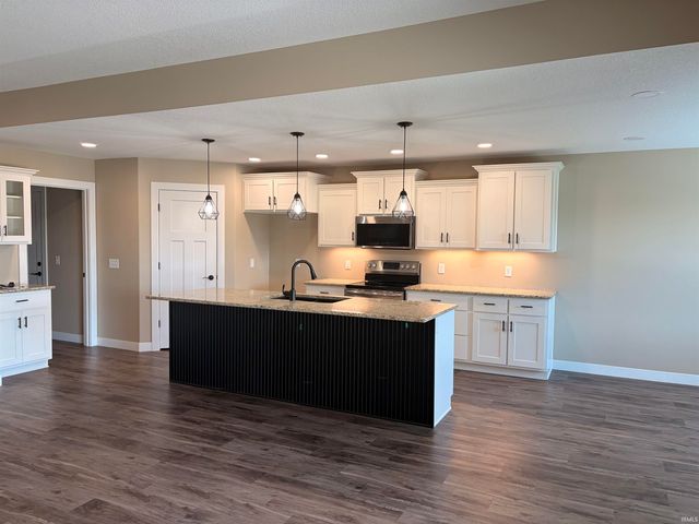 13502 COPPER STRIKE Pass, Fort Wayne, IN 46845