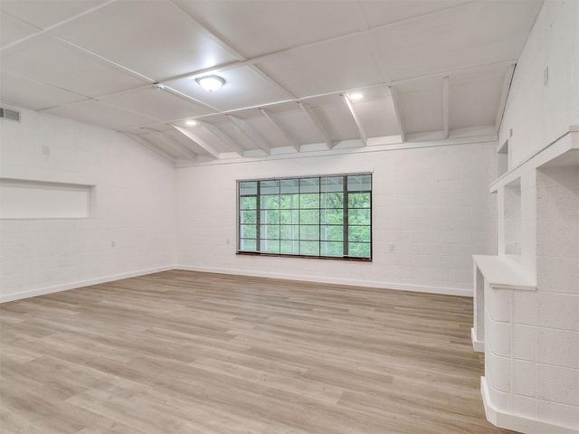 1601 W Harrison Avenue, Guthrie, OK 73044