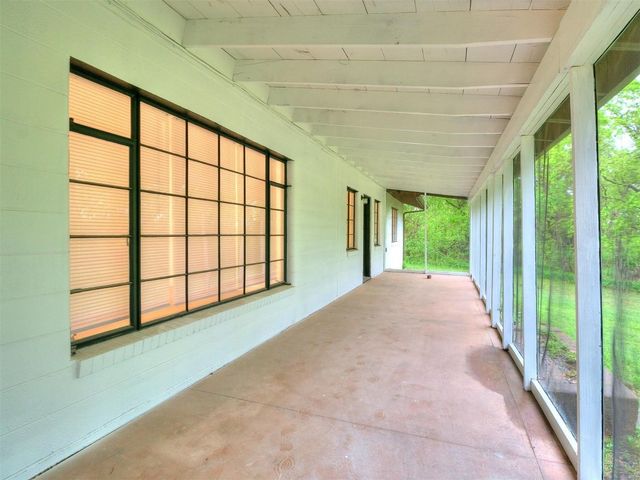 1601 W Harrison Avenue, Guthrie, OK 73044