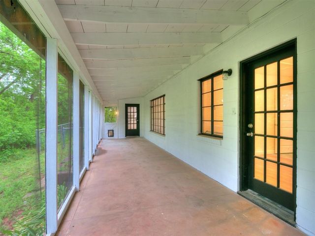 1601 W Harrison Avenue, Guthrie, OK 73044