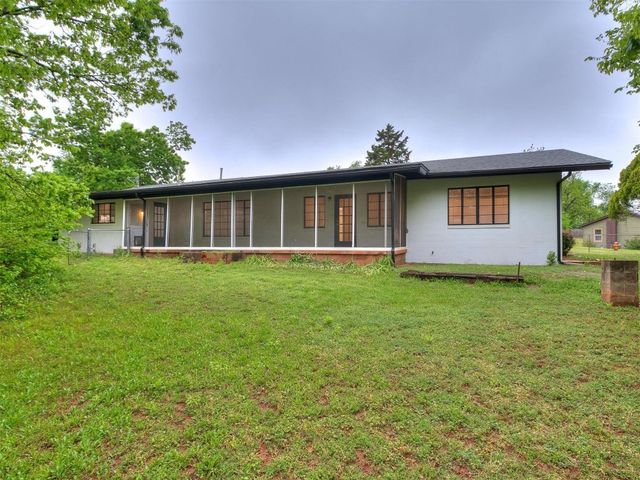 1601 W Harrison Avenue, Guthrie, OK 73044