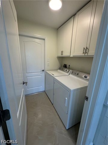 1626 Four Mile Cove PKWY, Cape Coral, FL 33990