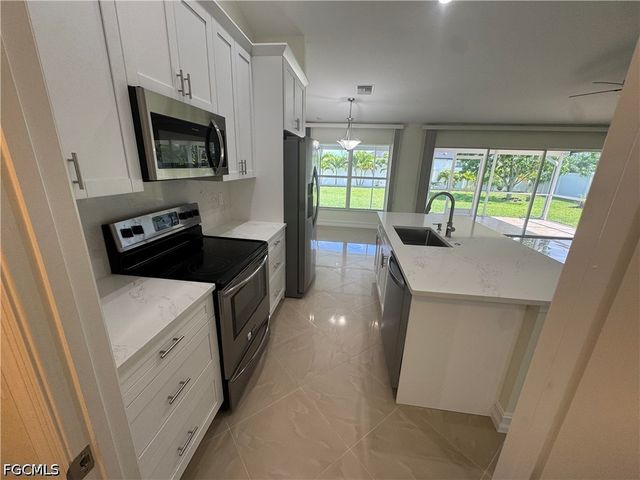 1626 Four Mile Cove PKWY, Cape Coral, FL 33990