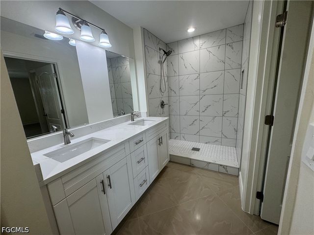 1626 Four Mile Cove PKWY, Cape Coral, FL 33990