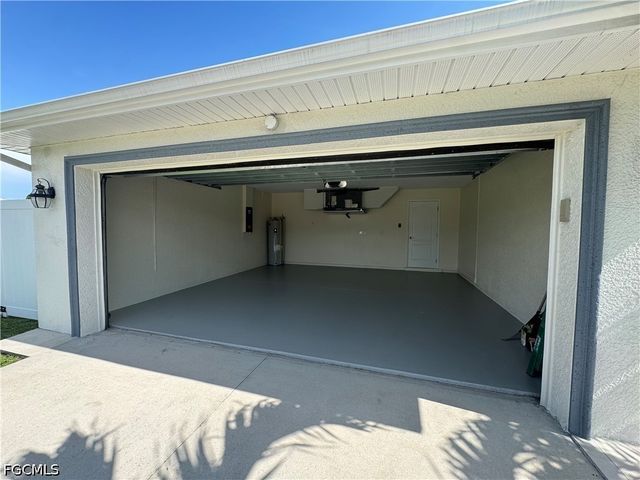 1626 Four Mile Cove PKWY, Cape Coral, FL 33990