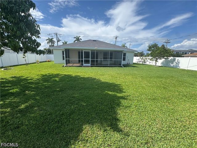 1626 Four Mile Cove PKWY, Cape Coral, FL 33990