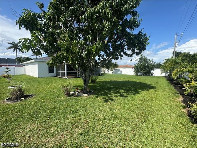 1626 Four Mile Cove PKWY, Cape Coral, FL 33990