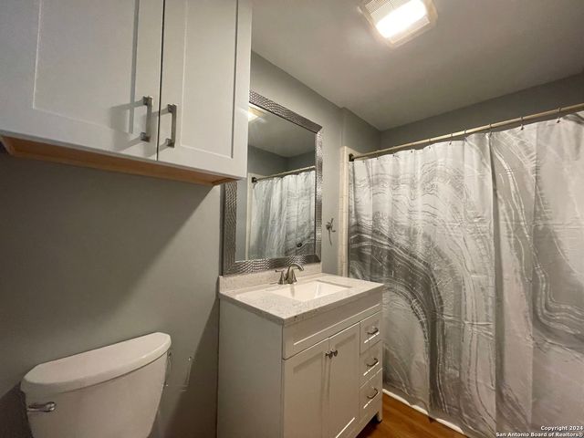 138 SHADY RILL, San Antonio, TX 78213