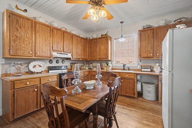319 Isle Of Cuba Road, Schriever, LA 70395
