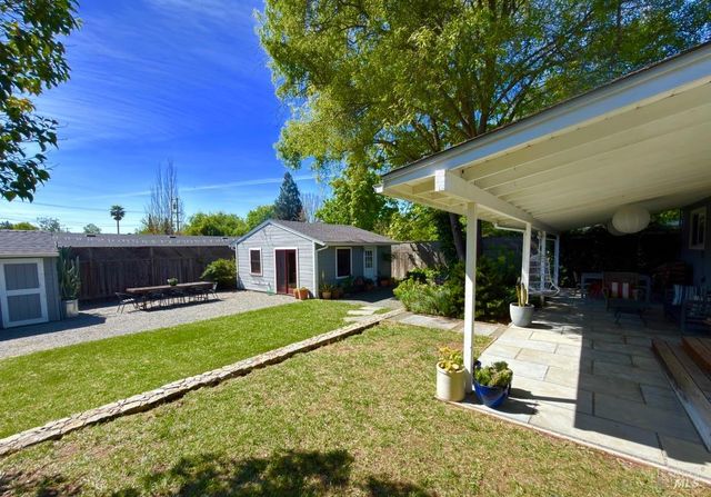 820 Cecelia Dr, Glen Ellen, CA 95442