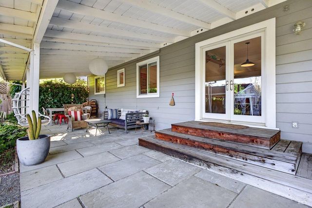 820 Cecelia Dr, Glen Ellen, CA 95442