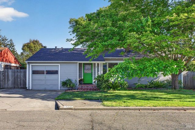 820 Cecelia Dr, Glen Ellen, CA 95442