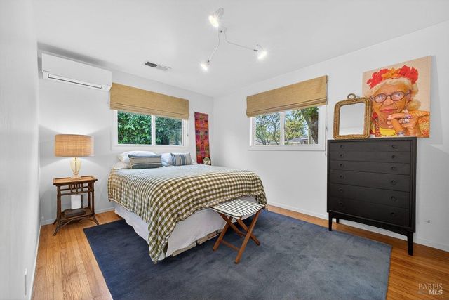 820 Cecelia Dr, Glen Ellen, CA 95442