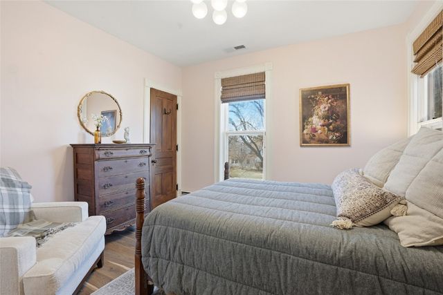 211 E Main Street, Lisbon, IA 52253