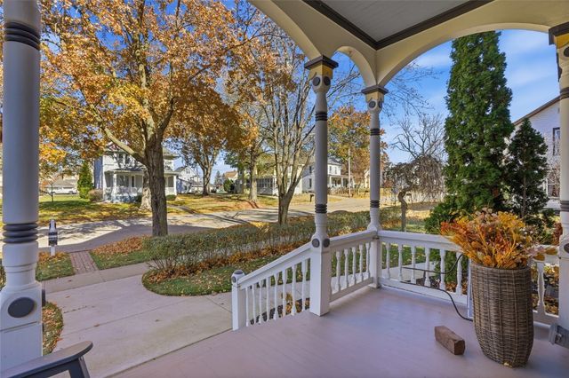 211 E Main Street, Lisbon, IA 52253