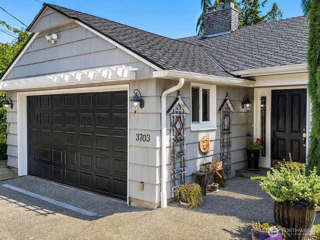 3703 Federal Avenue, Everett, WA 98201