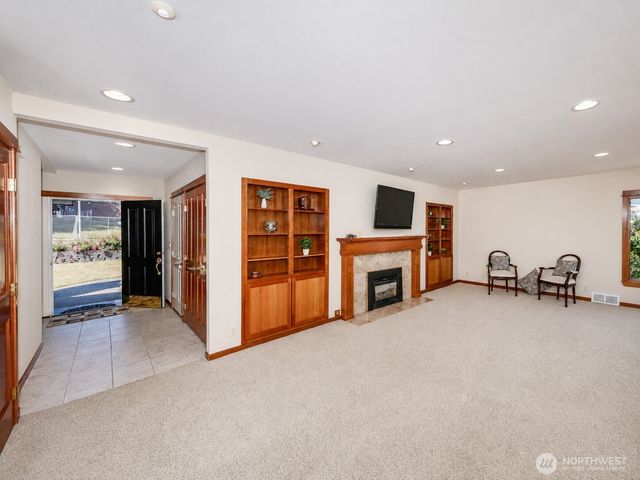 3703 Federal Avenue, Everett, WA 98201