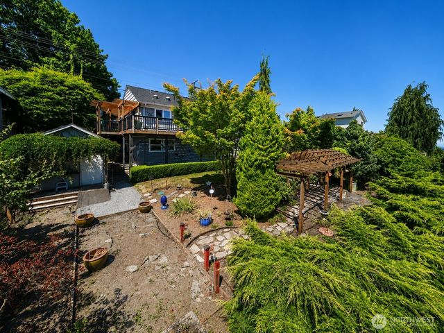 3703 Federal Avenue, Everett, WA 98201
