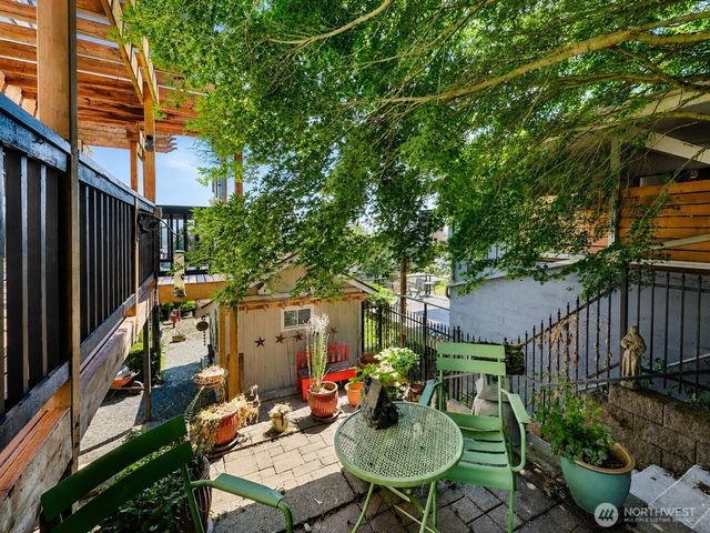 3703 Federal Avenue, Everett, WA 98201