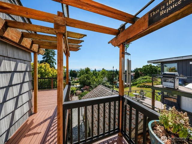 3703 Federal Avenue, Everett, WA 98201