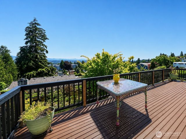3703 Federal Avenue, Everett, WA 98201