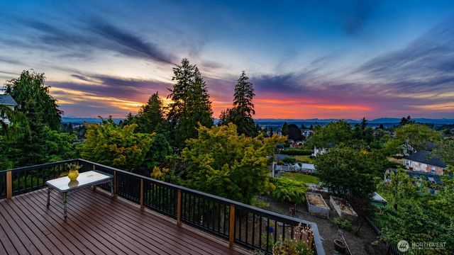 3703 Federal Avenue, Everett, WA 98201