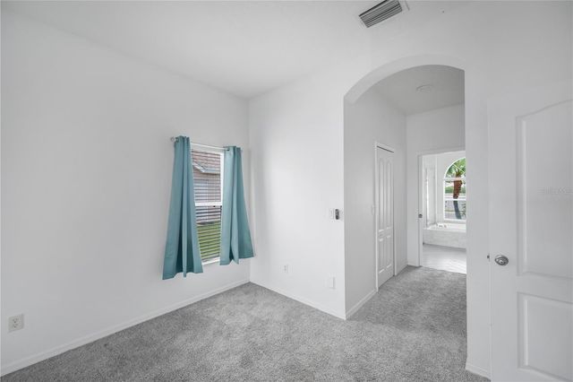 1548 MIRA LAGO CIRCLE, Ruskin, FL 33570