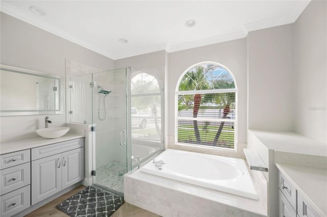 1548 MIRA LAGO CIRCLE, Ruskin, FL 33570