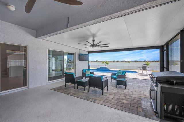 1548 MIRA LAGO CIRCLE, Ruskin, FL 33570