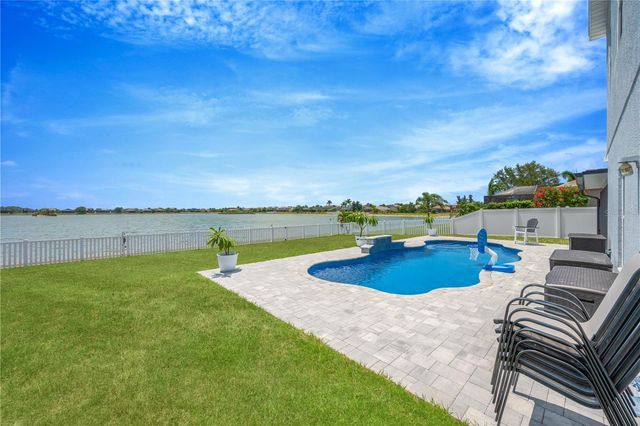 1548 MIRA LAGO CIRCLE, Ruskin, FL 33570