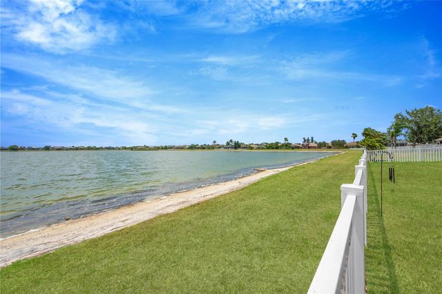 1548 MIRA LAGO CIRCLE, Ruskin, FL 33570