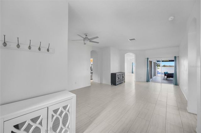 1548 MIRA LAGO CIRCLE, Ruskin, FL 33570