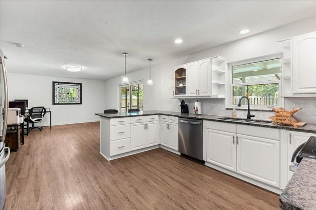 4204 PINE MEADOW TERRACE, Sarasota, FL 34233