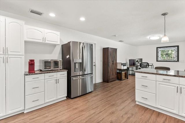 4204 PINE MEADOW TERRACE, Sarasota, FL 34233