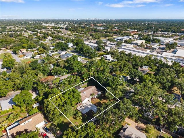 4204 PINE MEADOW TERRACE, Sarasota, FL 34233
