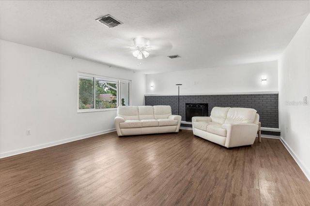 4204 PINE MEADOW TERRACE, Sarasota, FL 34233